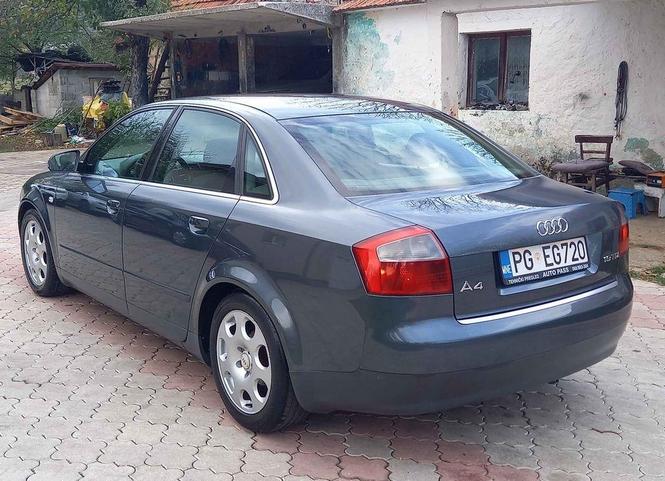 Audi A4 1.9 TDI 96Kw 2003god
