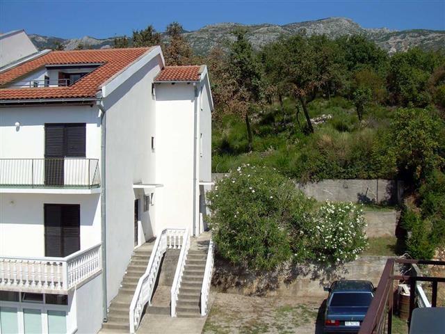 Kuca kod hotel splendida!