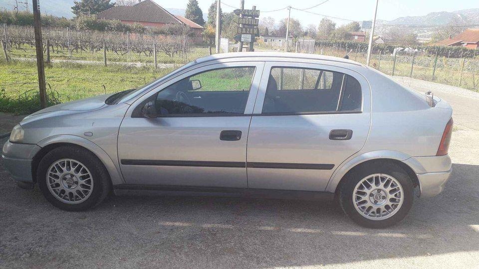 OPEL-ASTRA-1-7D