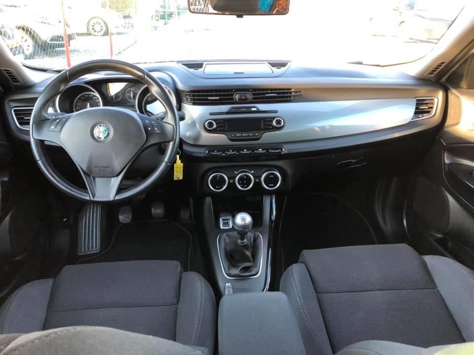Alfa-Romeo-Giulietta-2011god
