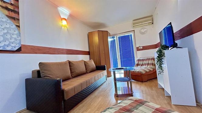 Garsonjera 30m2 Babin Do