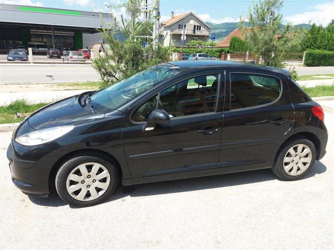 Peugeot 207