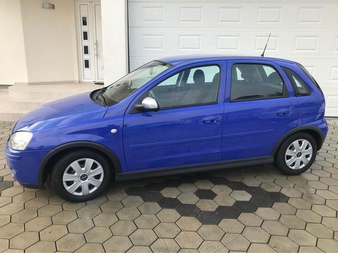 Opel Corsa  1.3 cdti 2005
Na ime kupca