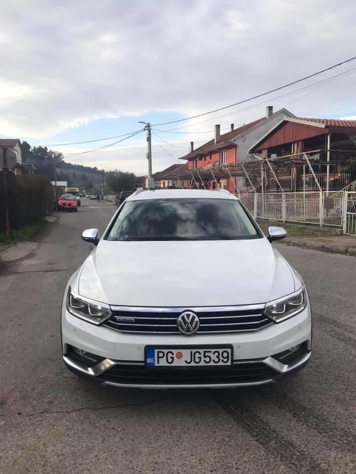 Na-Prodaju--068378379