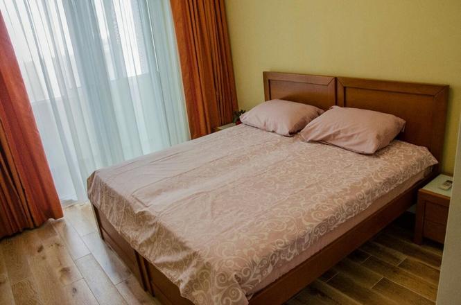 Izdavanje jednosoban stan Centar