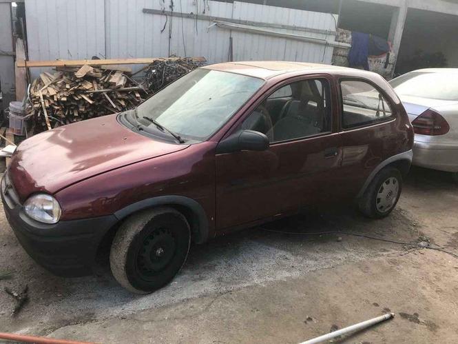 Prodajese opel korsa  u delove