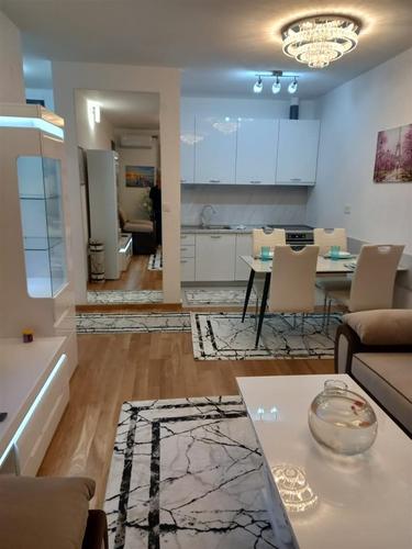 Izdavanje jednosoban stan City kvart