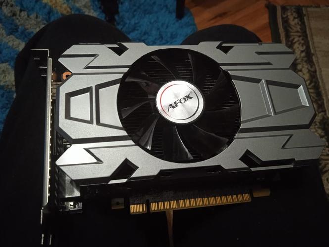 Prodajem grafičku karticu GTX 750 TI 2 GB DDR5
