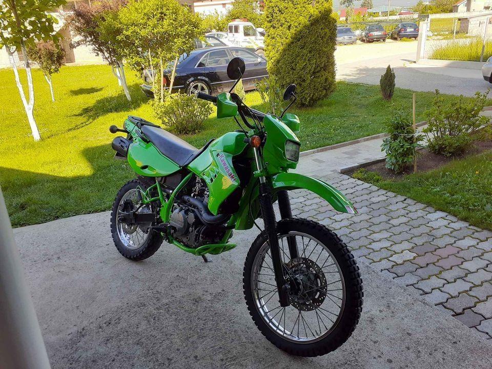Kawasaki-KLR650-2000g-i-Golf-2-1-6-B+P-1988g--069699445