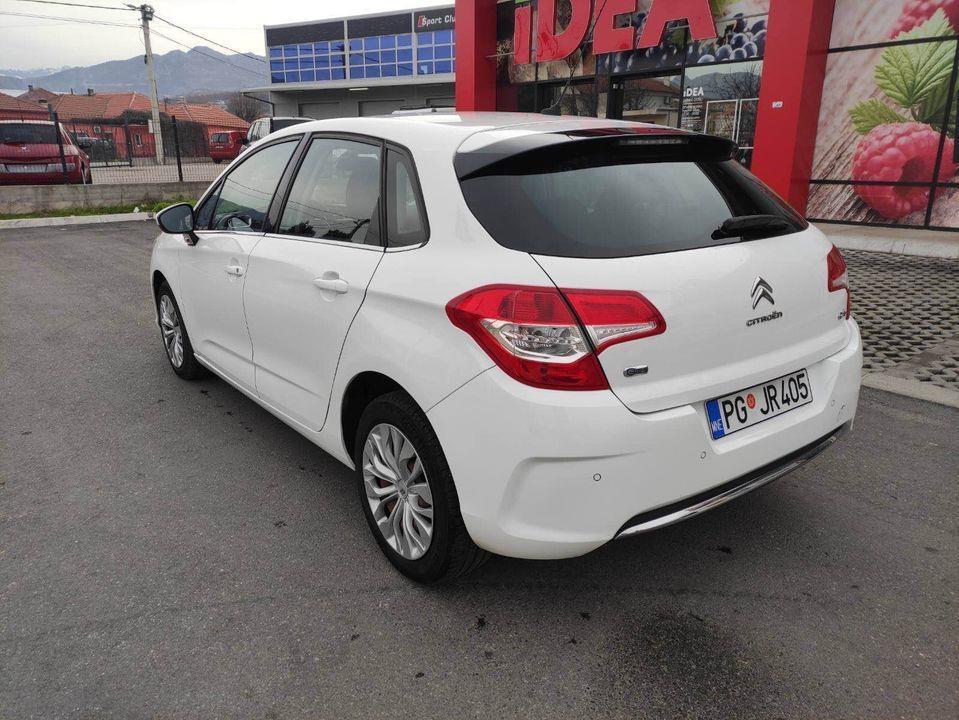 2013-Citroen-C4