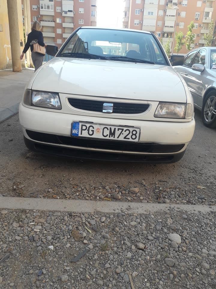 Seat-Ibiza