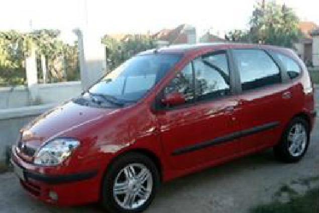 Renault  Scenic DTI -02