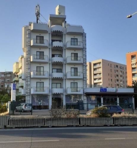 SHITET  NDERTESE 6 KATESHE NE DURRES