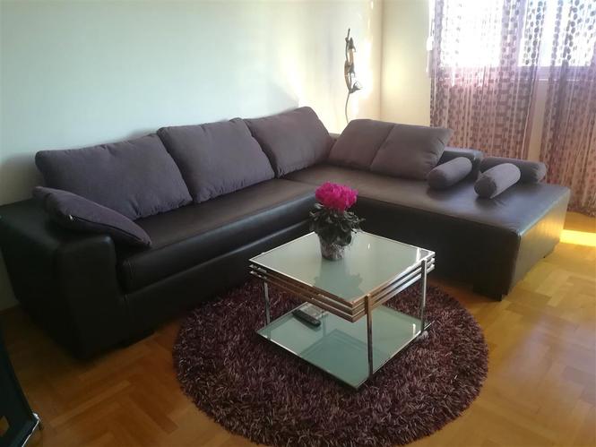 Iznajmljujem jednosoban  stan u centru Bara
