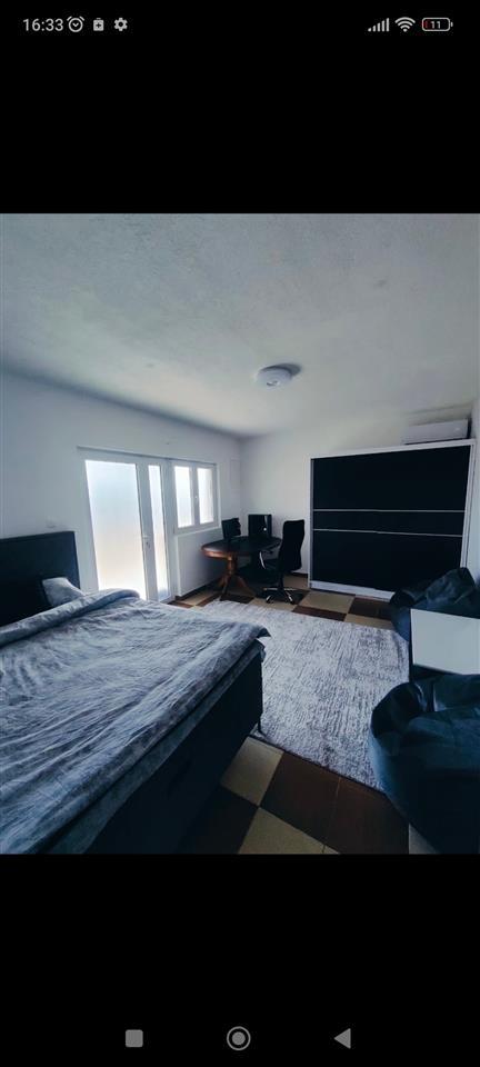 Prodajem-kuću-u-blizini-spomenika-151m2