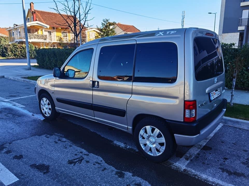 Citroen-Berlingo-1-6-hdi