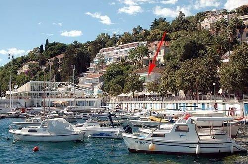 Stan 50m2 u Herceg Novom na samoj obali