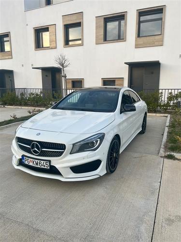 MERCEDES CLA 200 - AMG