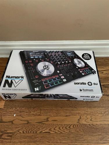 NUMARK Nyumaku DJ controller