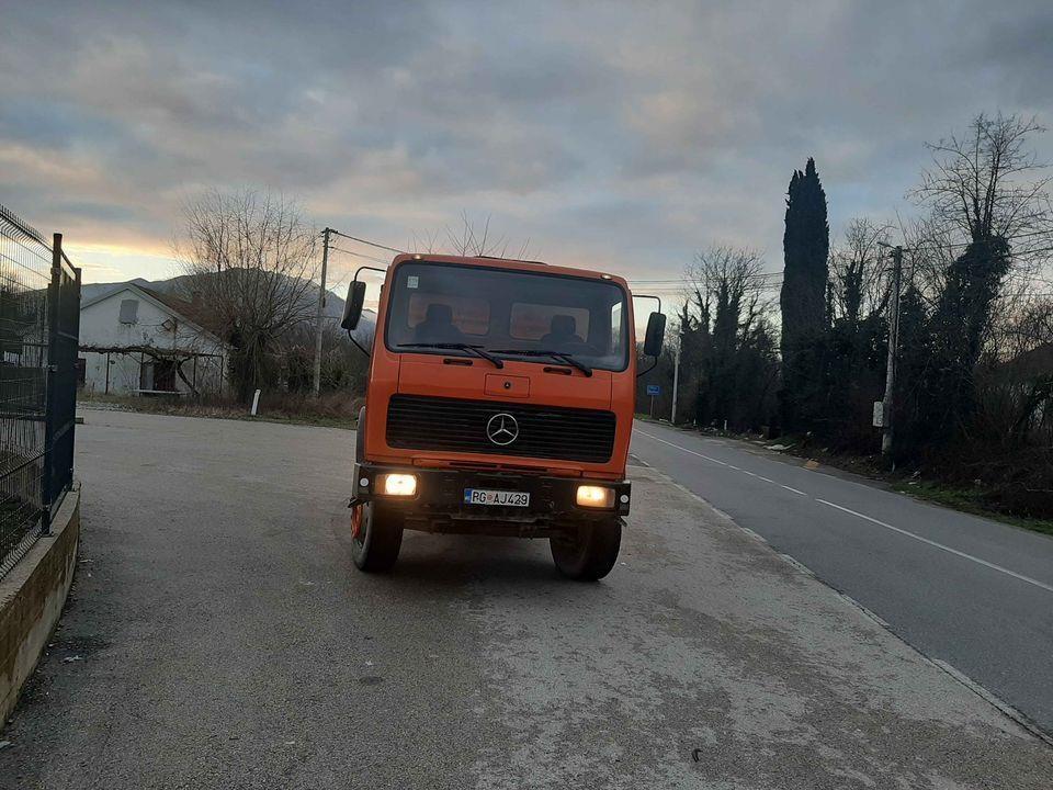 Prodajem-mercedes-26-28