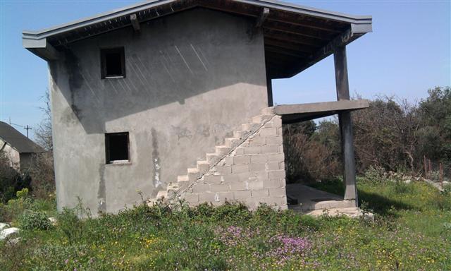 Kucu 120m2 u Pecuricama POVOLJNO 