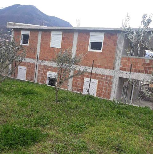 PRODAJE SE KUĆA U BAR,,260KVADRATA MOGUĆA KOMP.068313719  06