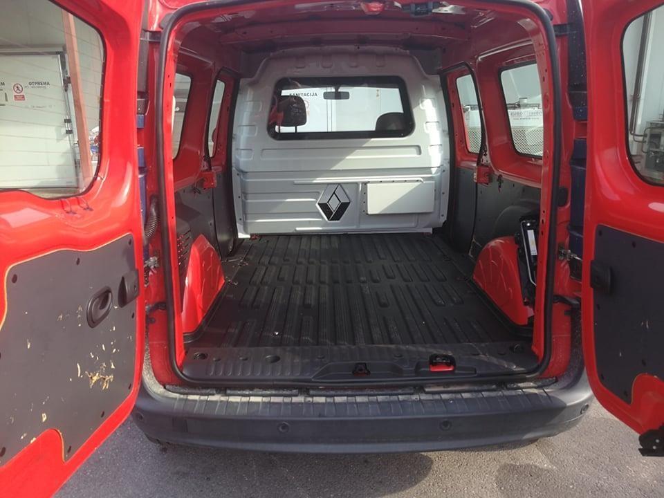 -Renault-Kangoo-maxi-Z-E-2015--godište---Elektricno-dostavno