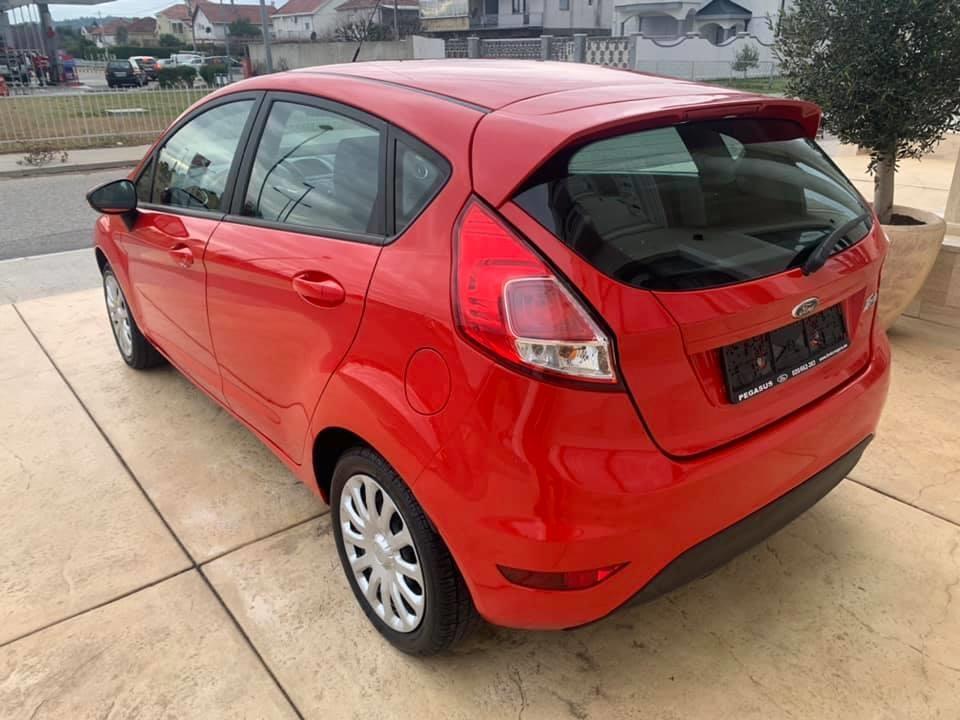 Ford-fiesta-1-2b-60kw-2017g-90-000km