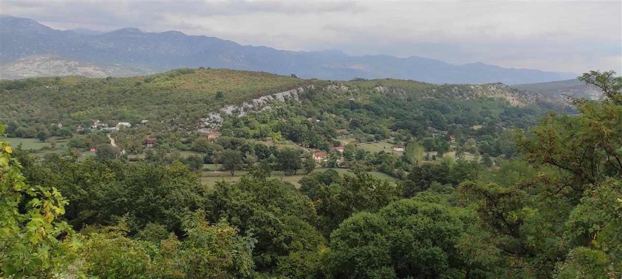 Prodaje-se-plac--Danilovgrad