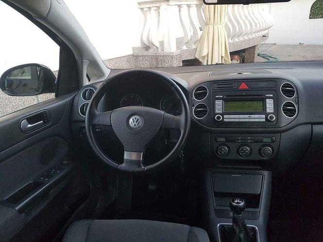 Prodajem vw golf 5 plus