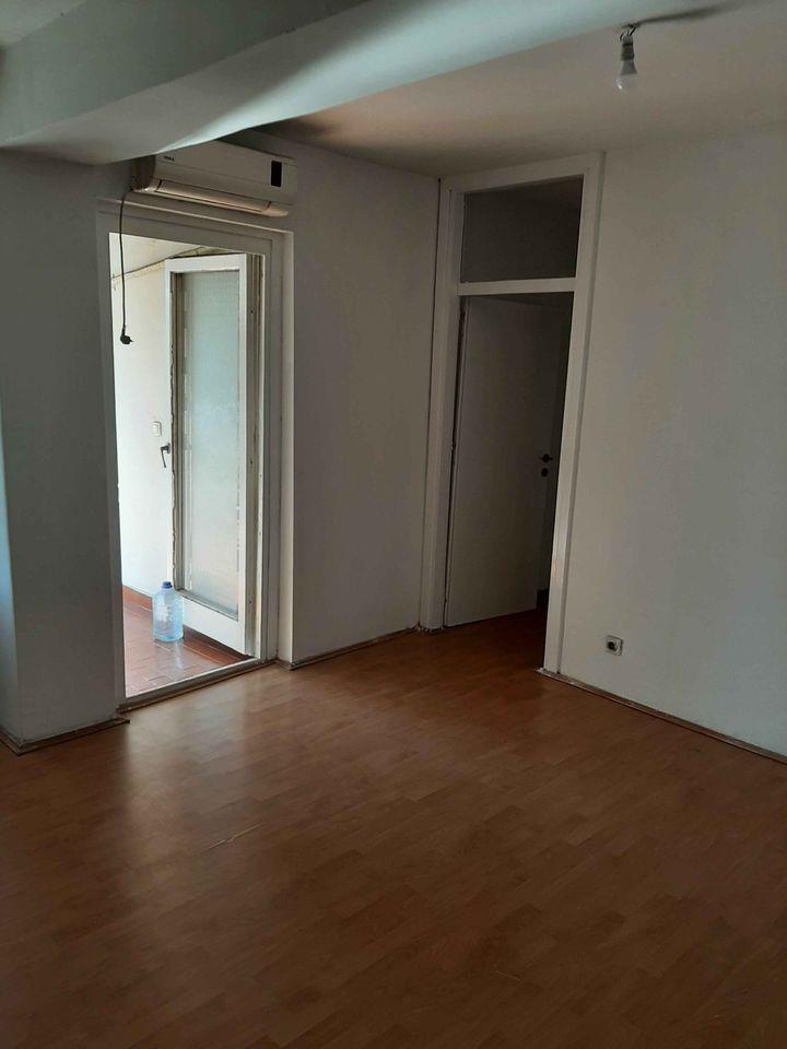 PRODAJEM-TROSOBAN-STAN-POVRSINE-100m2-NA-TRECEM-SPRATU-U-MAK
