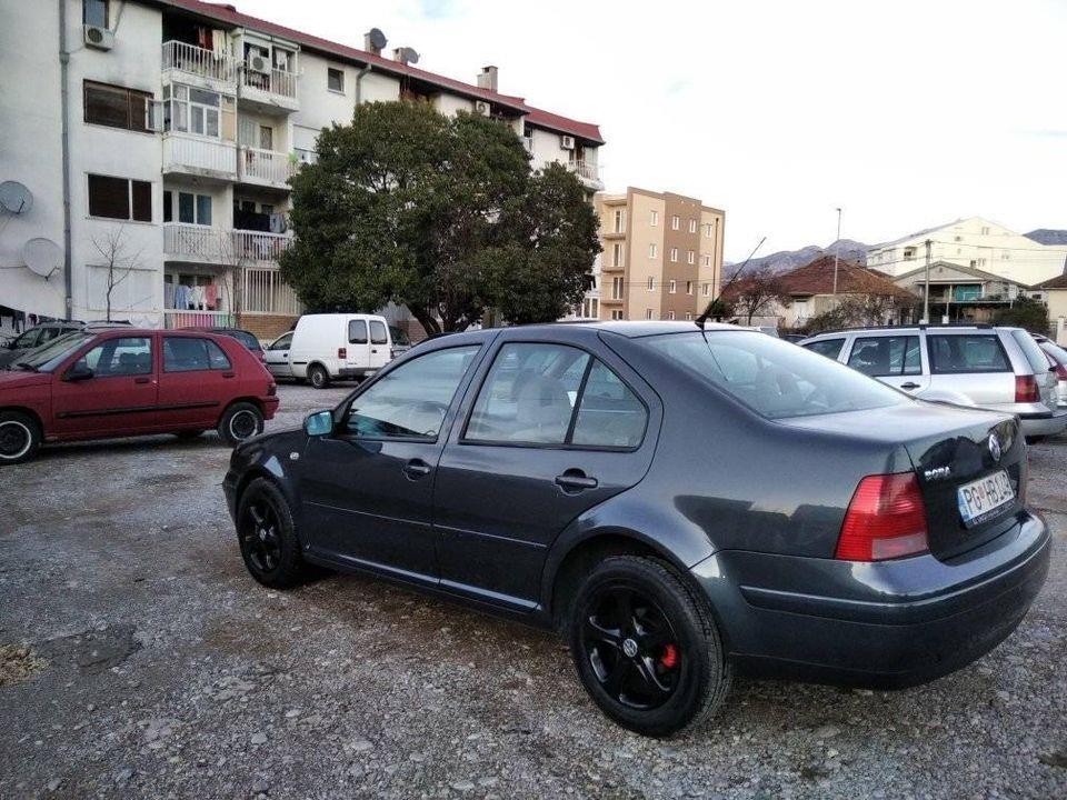Bora-1-6-benzin-77kw-2000god