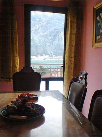 IZDAJEM KUCA 125m2, Muo-peluzica
