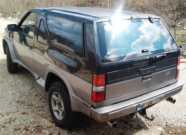 Nissan Terrano I V6 -89