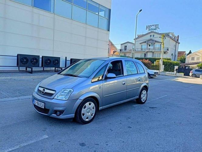 OPEL 1.7 DIZEL 2006 GOD