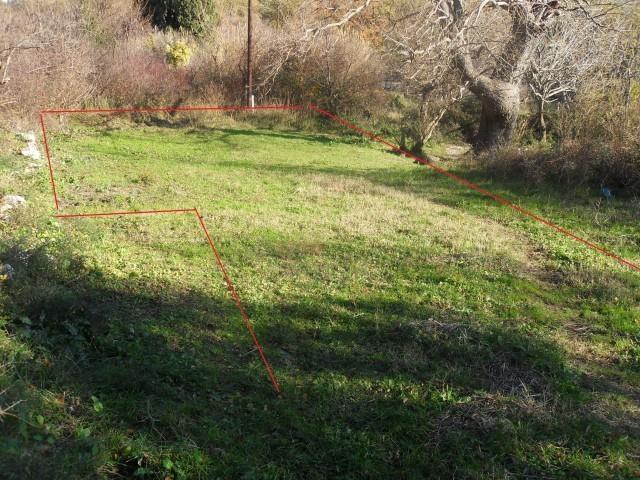 Plac od 298m2 u Sutomoru 