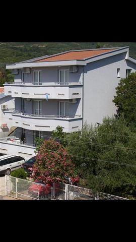 APARTMANI VILLA ECCO DOBRE VODE
