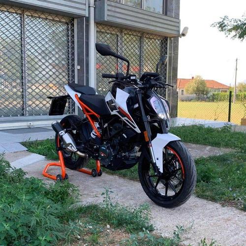 KTM Duke 125