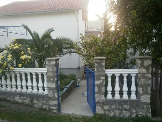 Dobre Vode, izdavanje apartmana