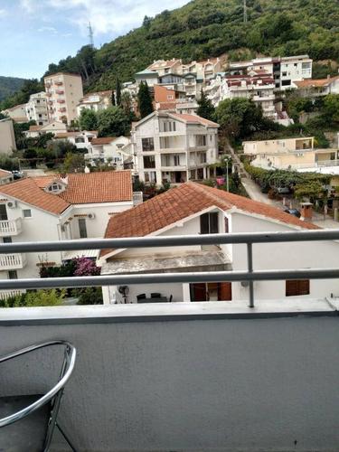 HITNA PRODAJA Stan 33m2 u centru Budve na izuzetnoj lokaciji