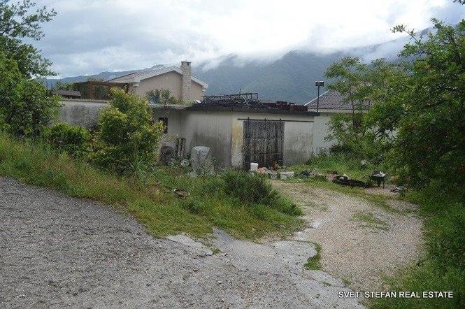 Plac od 762m2 naselju Dobrota