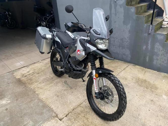 MASH Adventure 400
