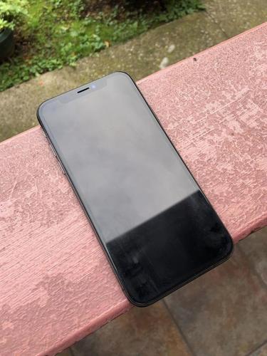 IPHONE X 64GB