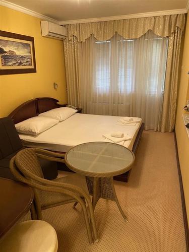 BAR STAN 56M2 NA PRODAJU