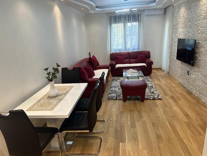 Izdavanje jednosoban stan city kvart