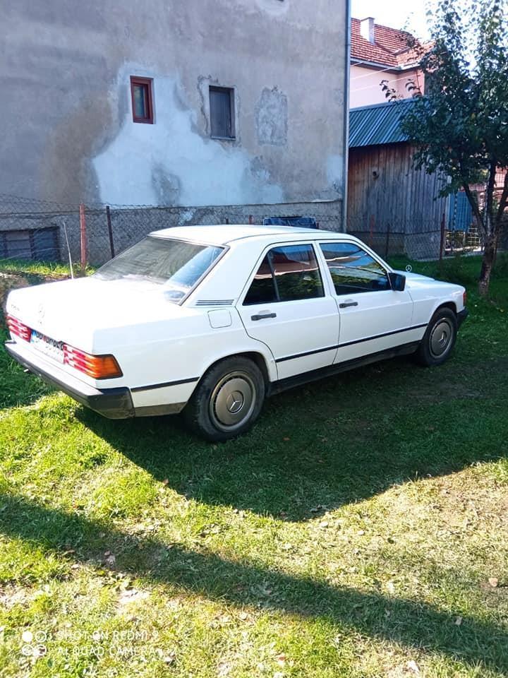 Mercedes-190-D