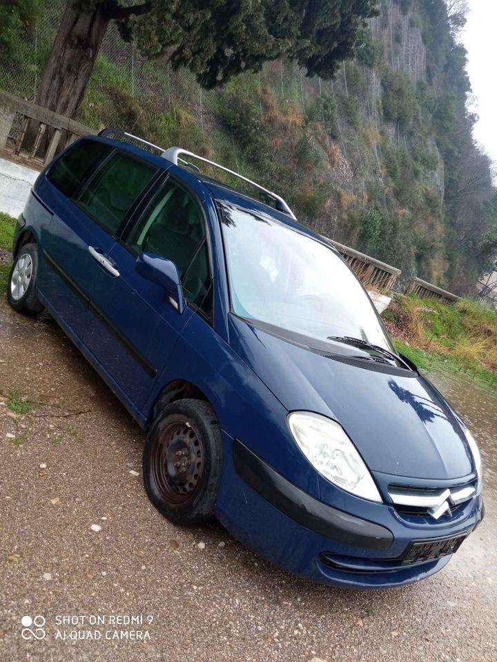 Prodajem-Citroen-C8-2-0-hdi-2006-god