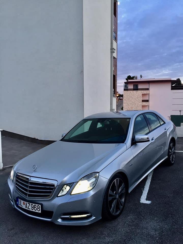 MERCEDES-E220