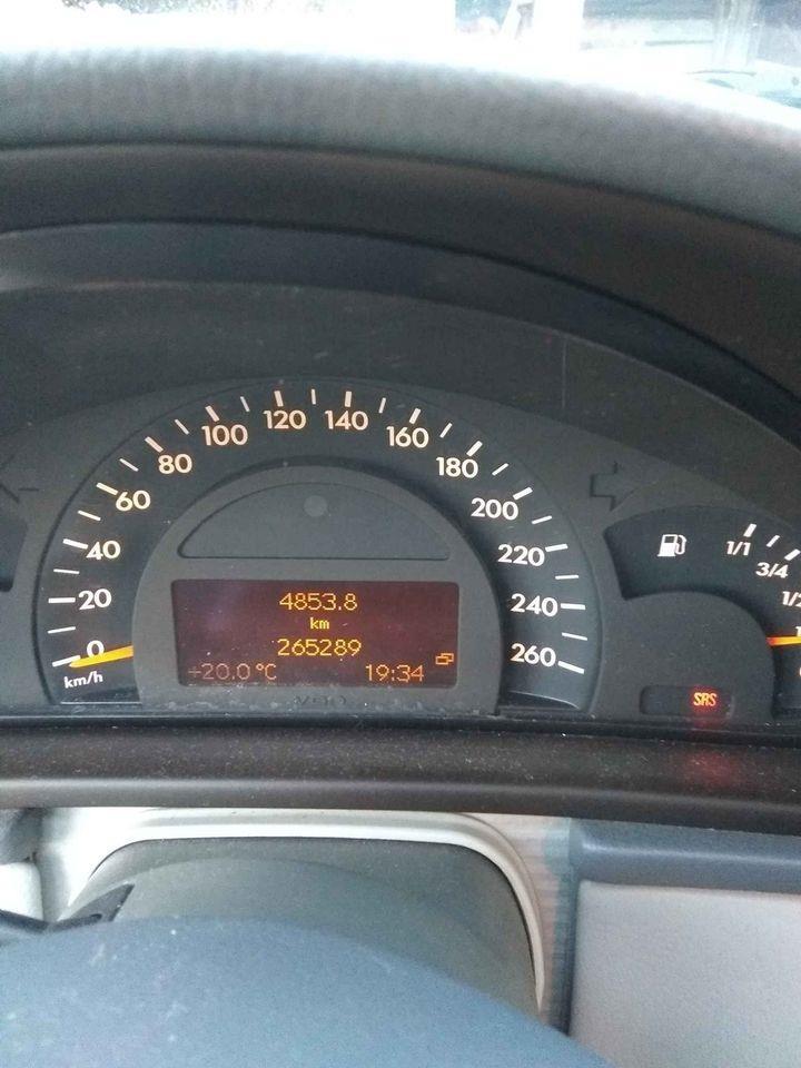 Prodajem-mercedes-220-cdi