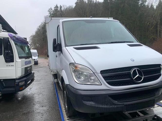 ➡️PRODAJEM KOFER OD SPRINTERA